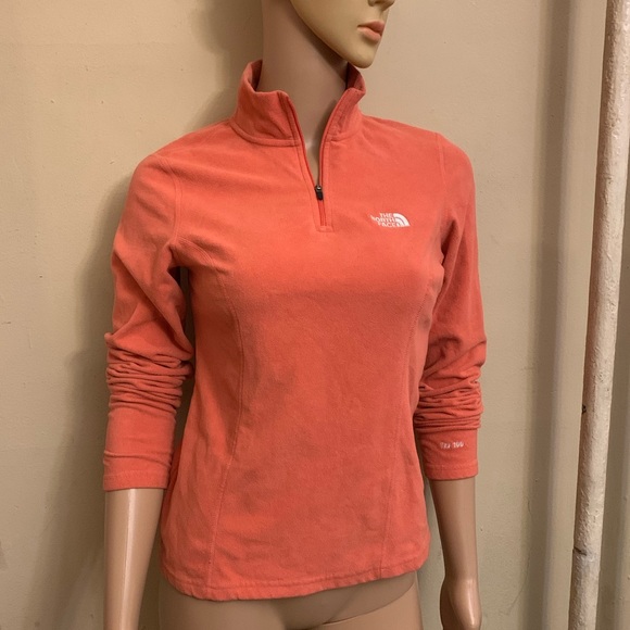 The North Face Tops - The north face fleece pullover